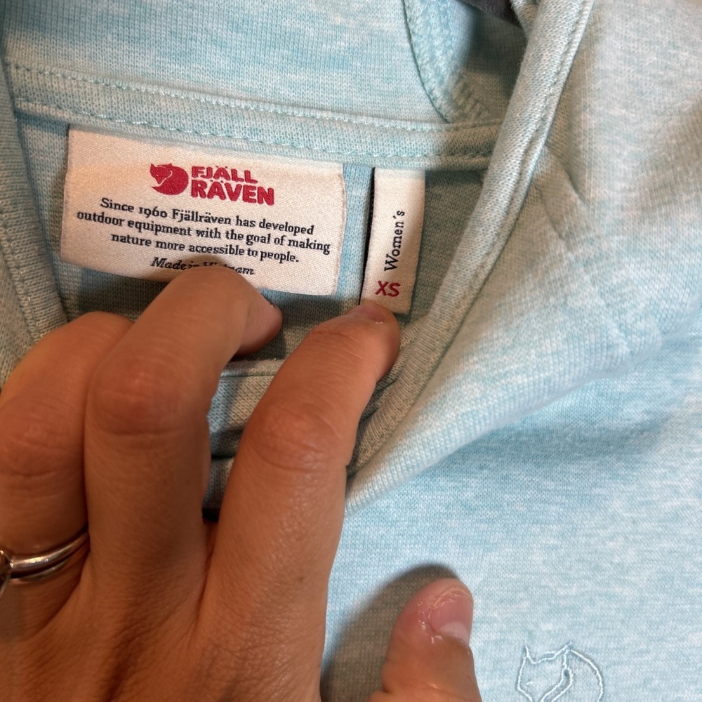 Fjallraven High Coast Hoodie Women's XS Aqua Color, outdoor hoodie, fitted - Picture 5 of 10